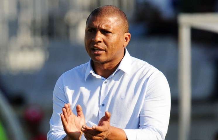 ريكاردو مانيتي