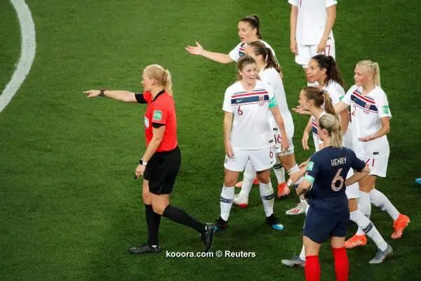 ?i=reuters%2f2019-06-12%2f2019-06-12t203242z_980237650_rc172bf9f600_rtrmadp_3_soccer-worldcup-fra-nor_reuters