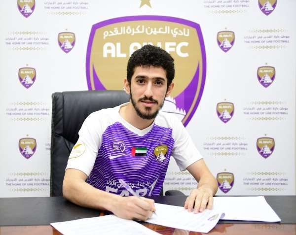 من تقديم اللاعب