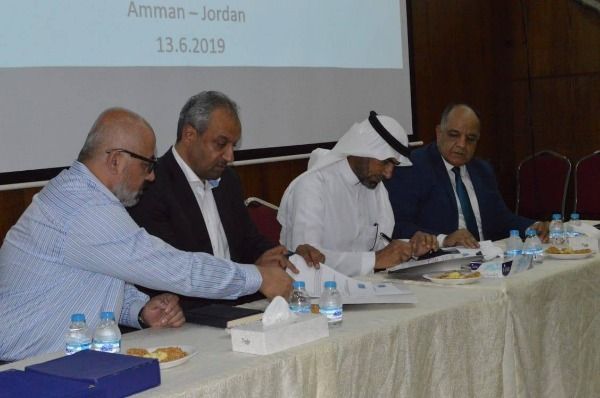 من اجتماع توقيع الاتفاقية