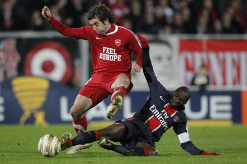 2010-11-10t184938z_01_pr16_rtridsp_3_soccer-france_reuters