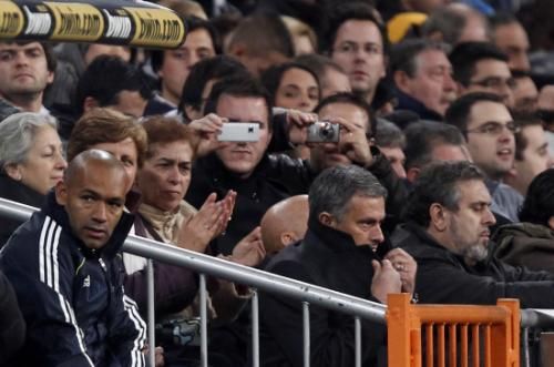 2010-11-10t211920z_01_jmg20_rtridsp_3_soccer-spain_reuters