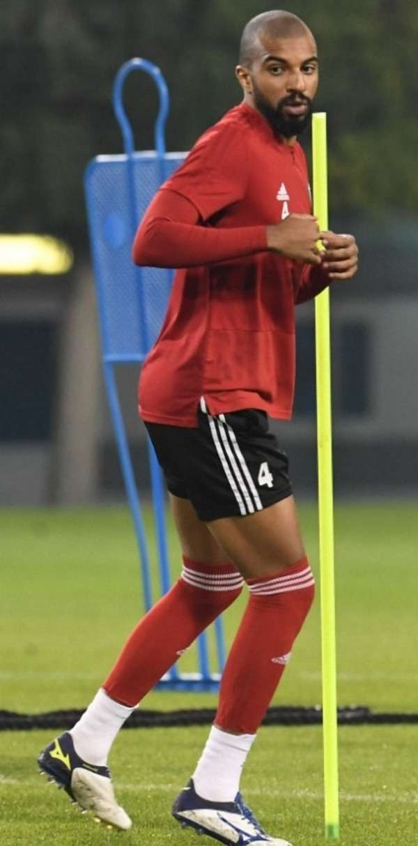 خليفة مبارك