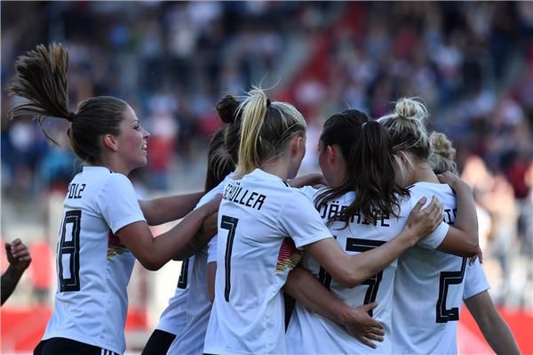 لاعبات منتخب ألمانيا