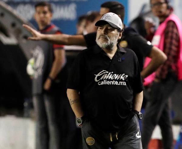 دييجو مارادونا