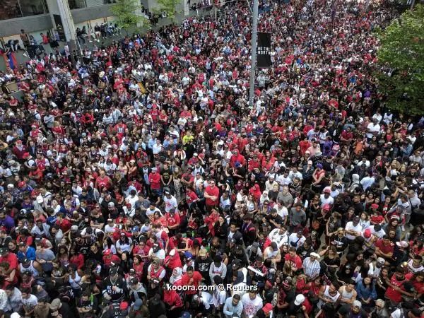 ?i=reuters%2f2019-06-17%2f2019-06-17t182639z_2134810617_rc1aee8dd710_rtrmadp_3_basketball-nba-tor-parade_reuters