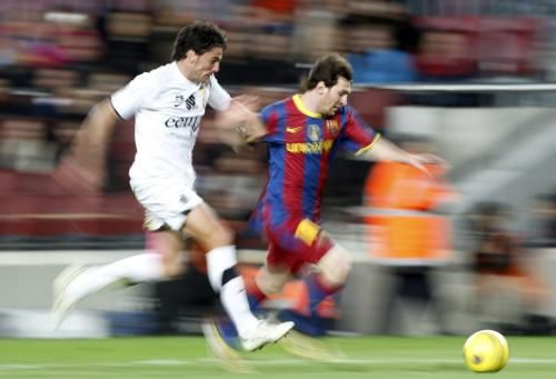 2010-11-10t230442z_01_bar112_rtridsp_3_soccer-spain_reuters