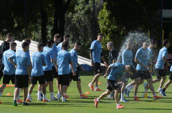 لاعبو أوروجواي - أرشيفية