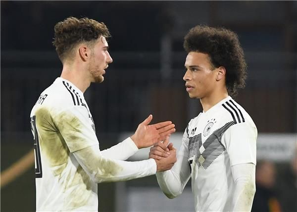 ليون جوريتسكا وليروي ساني