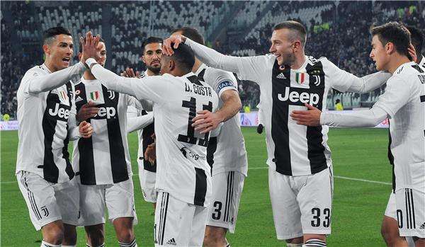 لاعبو يوفنتوس