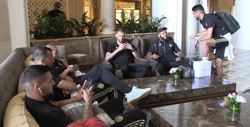 من معسكر المنتخب الجزائري 