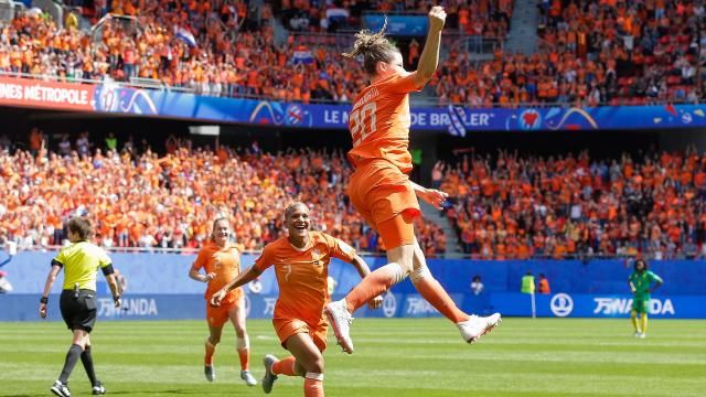 لاعبات منتخب هولندا