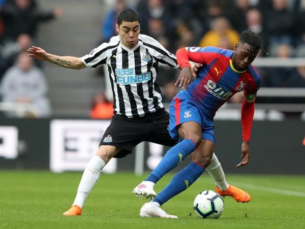 آرون وان بيساكا