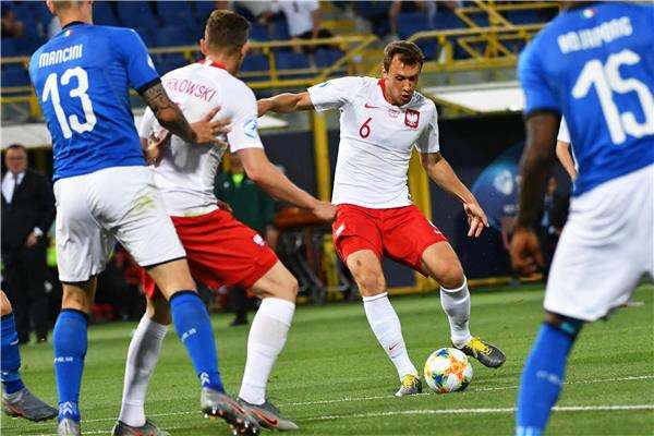 من لقاء إيطاليا وبولندا للشباب