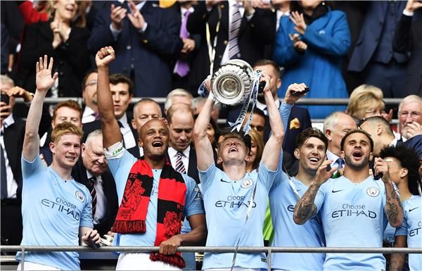 لاعبو مانشستر سيتي