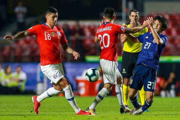 احتكاك تاكيفوسا كوبو مع لاعبي تشيلي