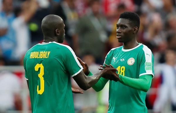 لاعبا السنغال 