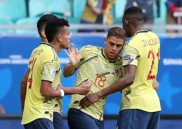 لاعبو كولومبيا 