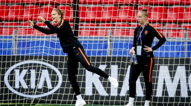 تدريبات لاعبات منتخب هولندا