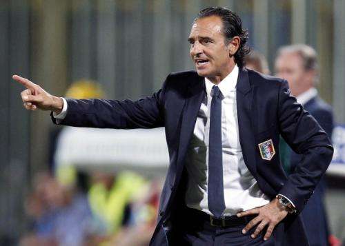 2010-09-07t210924z_01_gsp17_rtridsp_3_soccer-euro_reuters