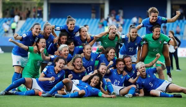 لاعبات منتخب إيطاليا