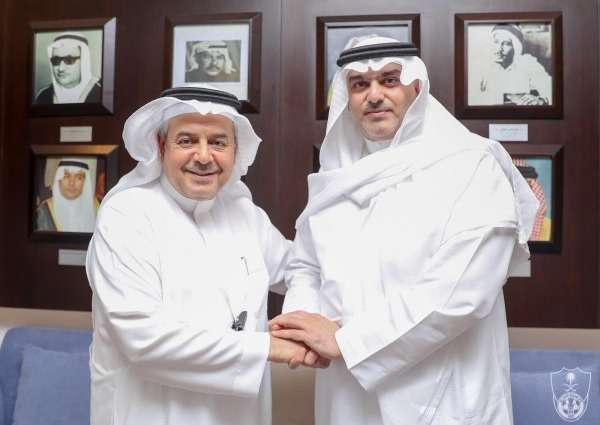 المالك مع الأمير منصور بن مشعل