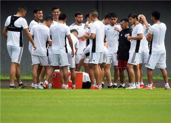 من تدريبات باراجواي