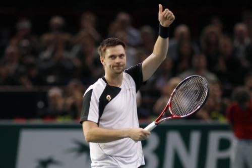 2010-11-12t145055z_01_bte309_rtridsp_3_tennis-men-masters_reuters