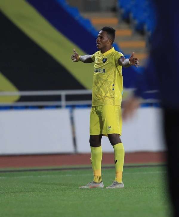 عبد الفتاح أدم