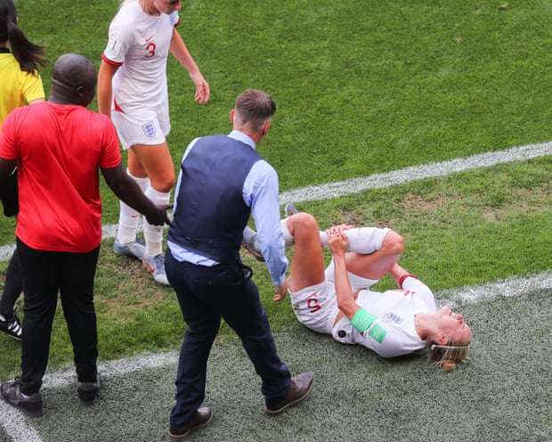 إصابة ستيف هوتون