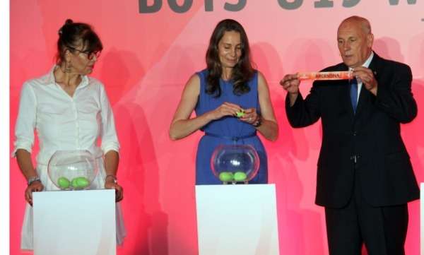 جانب من القرعة 