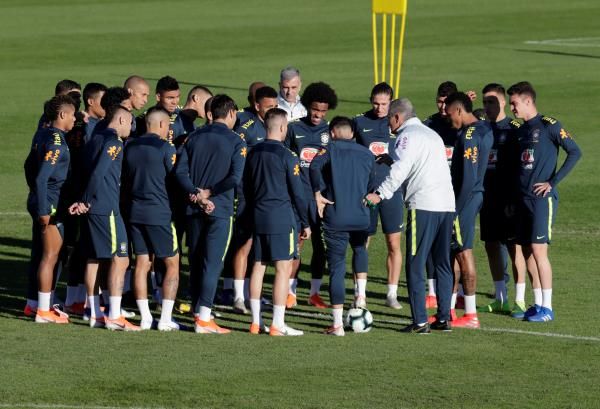 جانب من التدريبات 