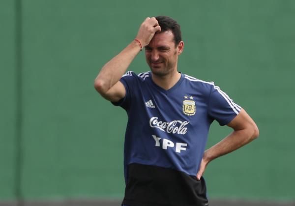 سكالوني مدرب الأرجنتين