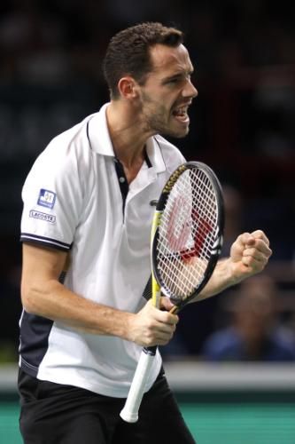 2010-11-12t164206z_01_bte325_rtridsp_3_tennis-men-masters_reuters