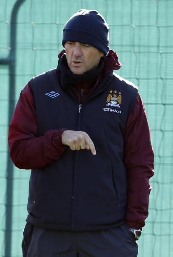 2010-10-20t110610z_01_pnn03_rtridsp_3_soccer-europa_reuters