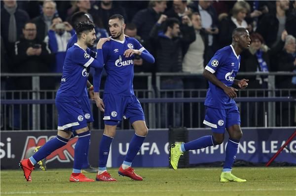 لاعبو شالكه 