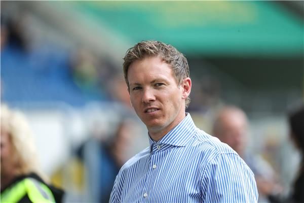 جوليان ناجلسمان