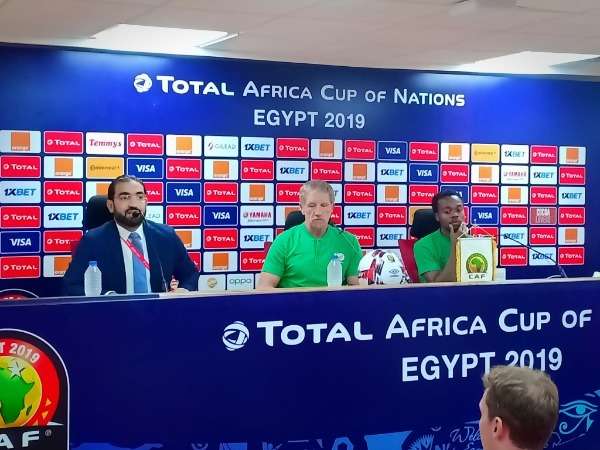 مدرب جنوب إفريقيا في المؤتمر