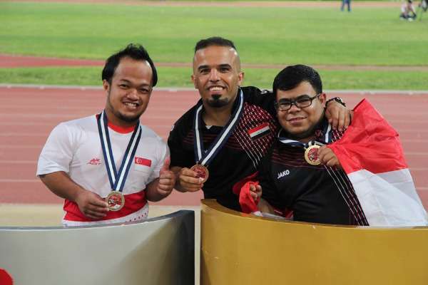 جانب من المتوجين