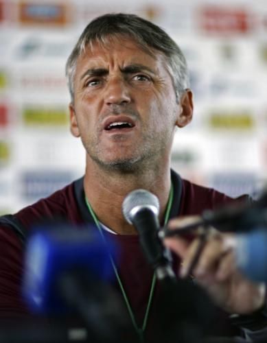 2010-08-18t181510z_01_rss01_rtridsp_3_soccer_reuters