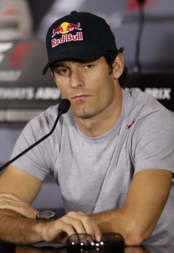 2010-11-11t123132z_01_yas104_rtridsp_3_motor-racing-prix_reuters