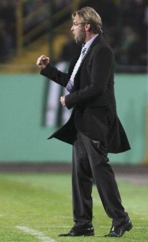 2010-09-16t221002z_01_lvi12_rtridsp_3_soccer-europa_reuters