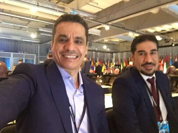 من الاجتماع