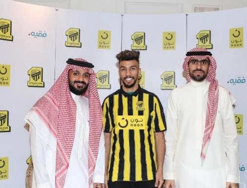 من تقديم اللاعب