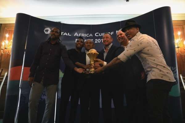 أساطير إفريقيا مع رئيس الكاف