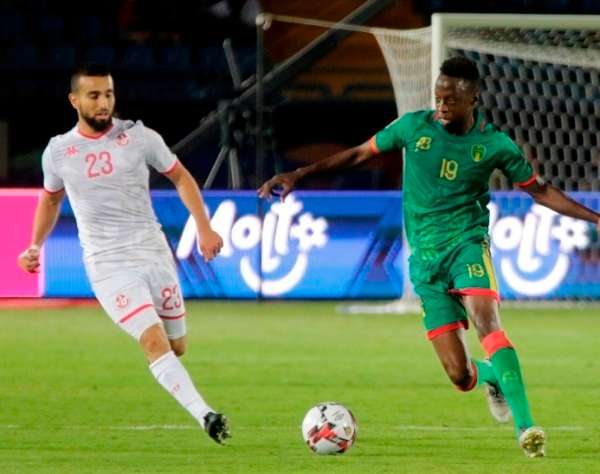 نعيم السليتي في مباراة موريتانيا