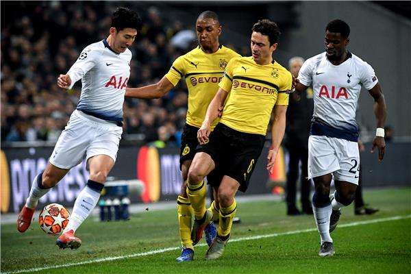 ديالو في إحدى مباريات دورتموند