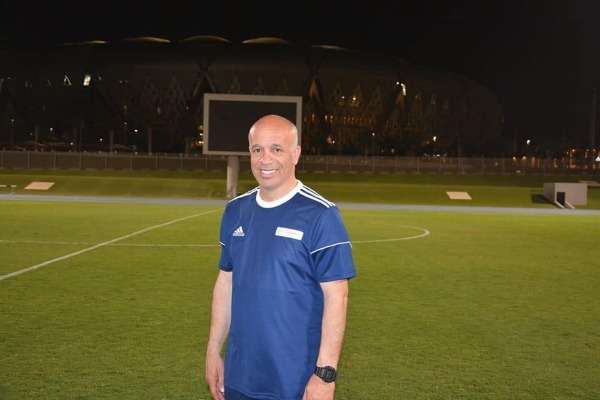 خضر عبيد مدرب الهلال المستقيل