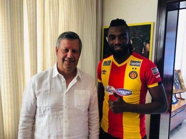 واتارا إلى جانب حمدي المدب 