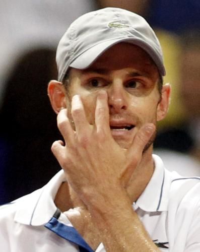 2010-11-06t174054z_01_bsl417_rtridsp_3_tennis-men-swiss_reuters